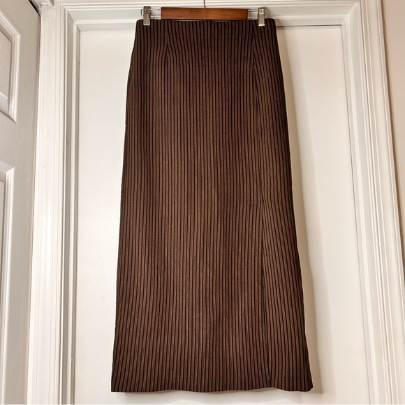 Wildlife New York Chocolate Brown Pinstriped Midi Skirt - Size 8 - Picture 2 of 11